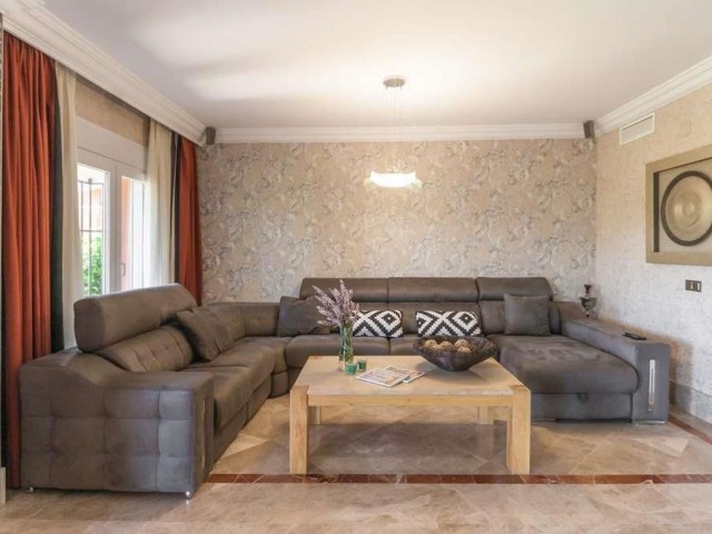 3 Bedrooms Villa in Marbella