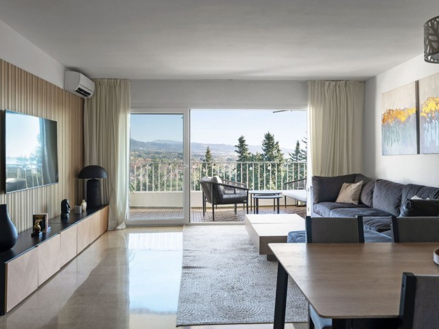 Penthouse avec 3 Chambres  à Nueva Andalucía