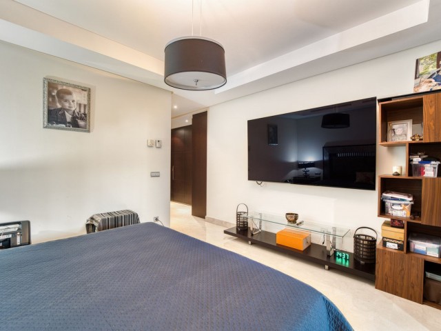 2 Bedrooms Apartment in Nueva Andalucía