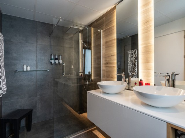 3 Makuuhuoneen Huvila Cerros del Aguila