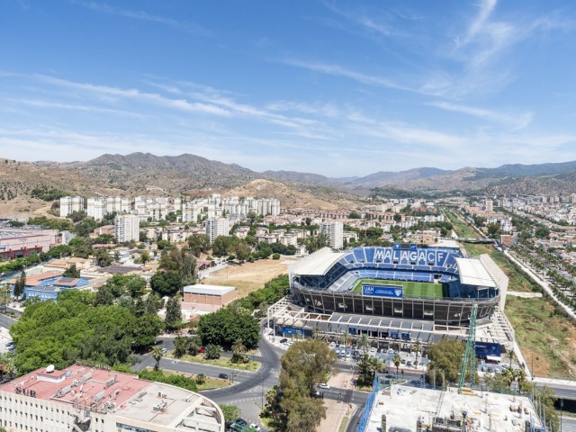 2 Bedrooms Apartment in Málaga Centro