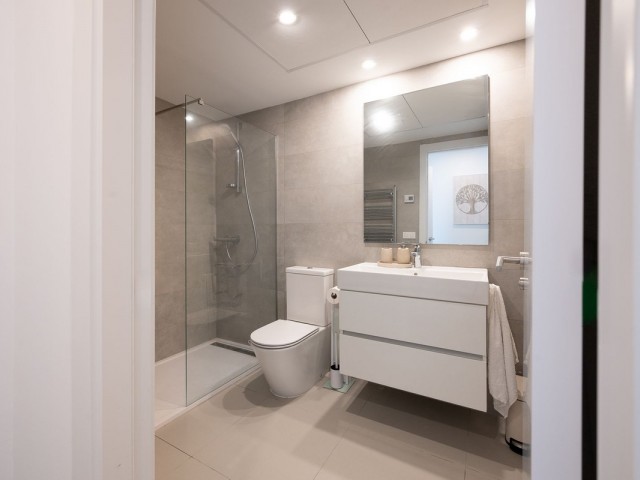 3 Sovrums Lägenhet i Estepona