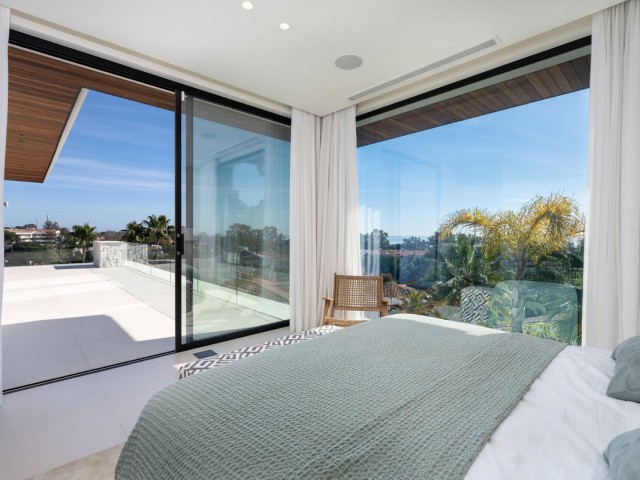 5 Bedrooms Villa in Carib Playa