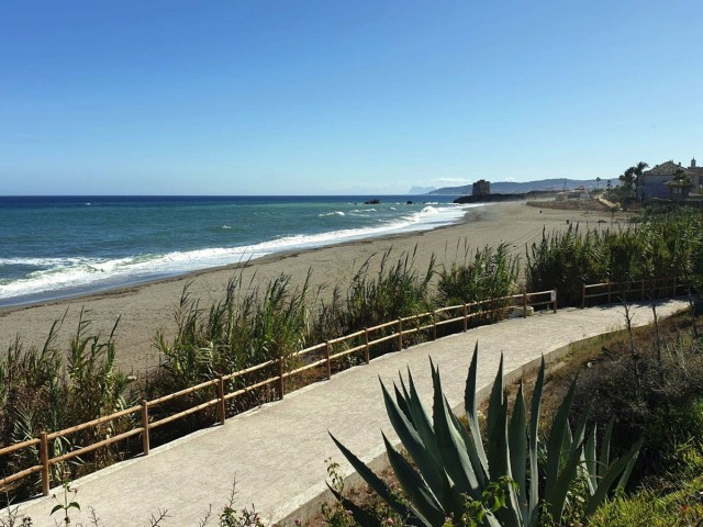 2 Soveroms Rekkehus i Casares Playa