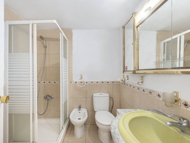 Apartamento con 4 Dormitorios  en Nueva Andalucía