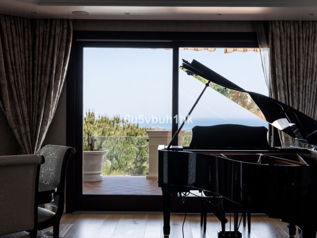 7 Bedrooms Villa in Hacienda Las Chapas