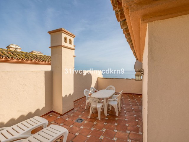 4 Makuuhuoneen Rivitalo Estepona