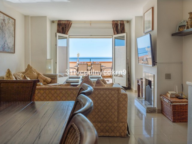 4 Makuuhuoneen Rivitalo Estepona