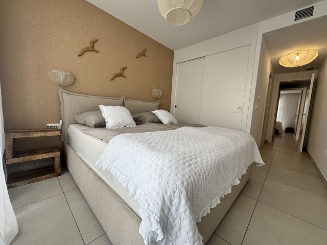 2 Bedrooms Apartment in Elviria