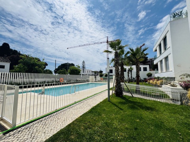 2 Bedrooms Apartment in Elviria