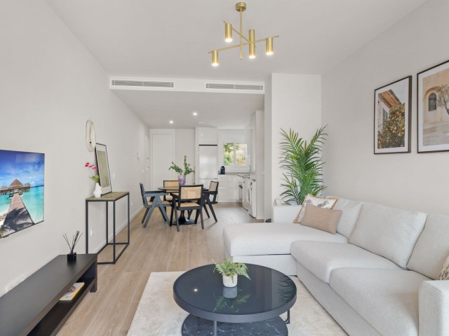 2 Bedrooms Apartment in Estepona