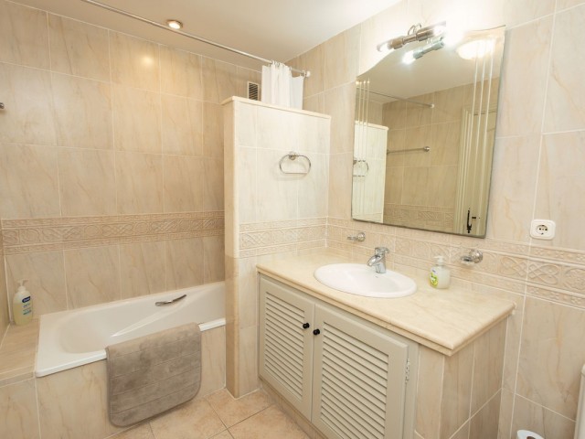 4 Schlafzimmer Reihenhaus in Riviera del Sol