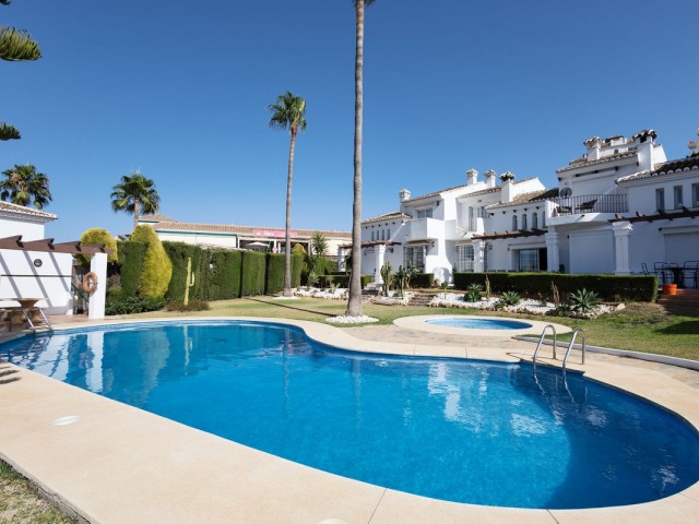 4 Bedrooms Townhouse in Riviera del Sol