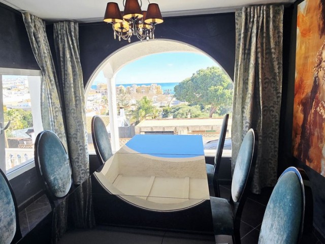 5 Bedrooms Villa in Mijas Costa