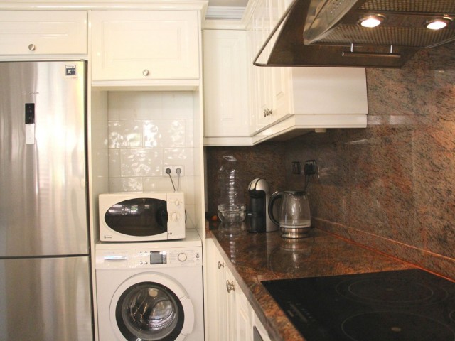 4 Schlafzimmer Apartment in Nueva Andalucía