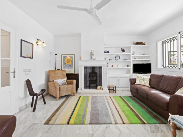 3 Makuuhuoneen Rivitalo Estepona