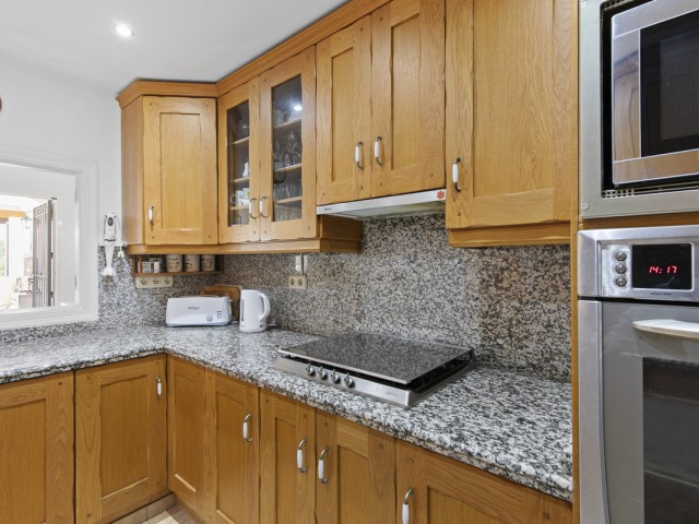 3 Makuuhuoneen Rivitalo Estepona