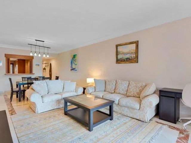 2 Bedrooms Apartment in San Pedro de Alcántara