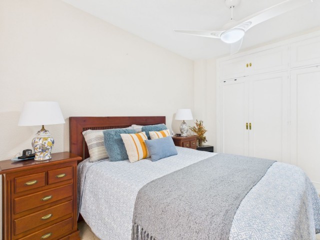 2 Sovrums Lägenhet i Estepona