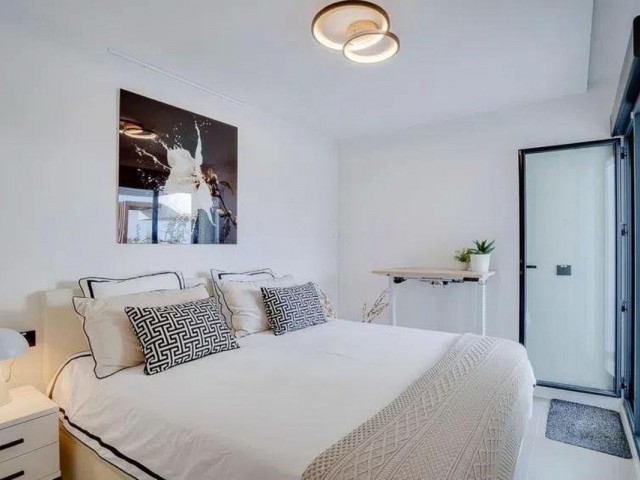 3 Sovrums Lägenhet i Estepona