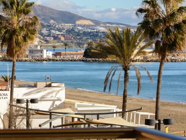 2 Bedrooms Apartment in Fuengirola