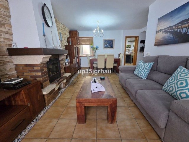 4 Schlafzimmer Reihenhaus in Cancelada
