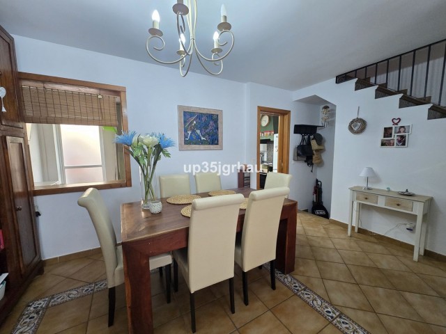 4 Schlafzimmer Reihenhaus in Cancelada