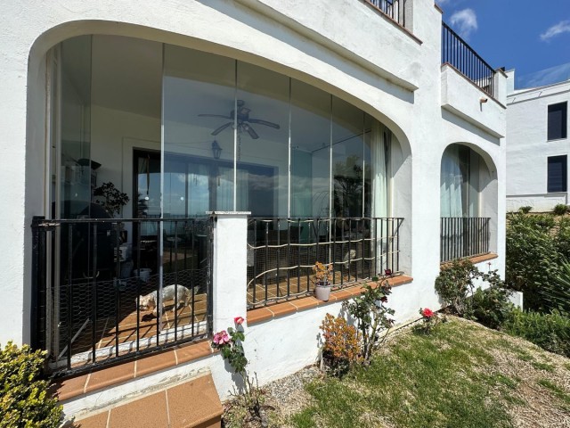 Apartamento con 2 Dormitorios  en La Alcaidesa