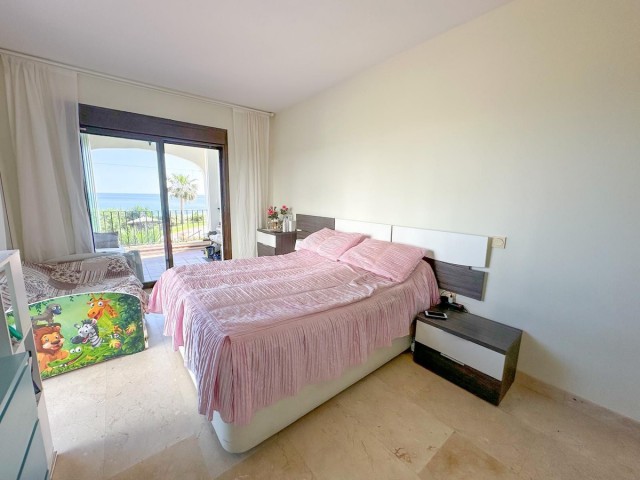 Apartamento con 2 Dormitorios  en La Alcaidesa