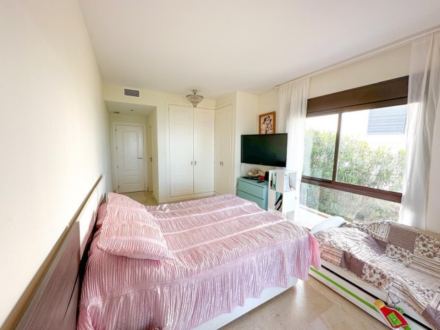 Apartamento con 2 Dormitorios  en La Alcaidesa