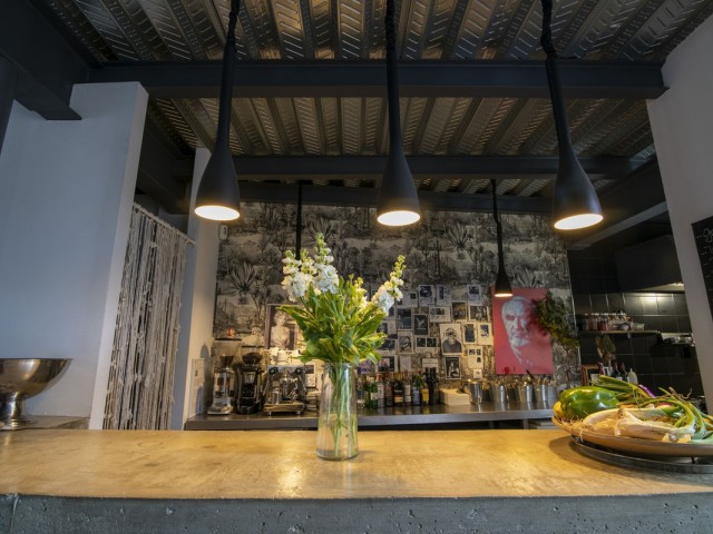 Adosado con 2 Dormitorios  en Estepona