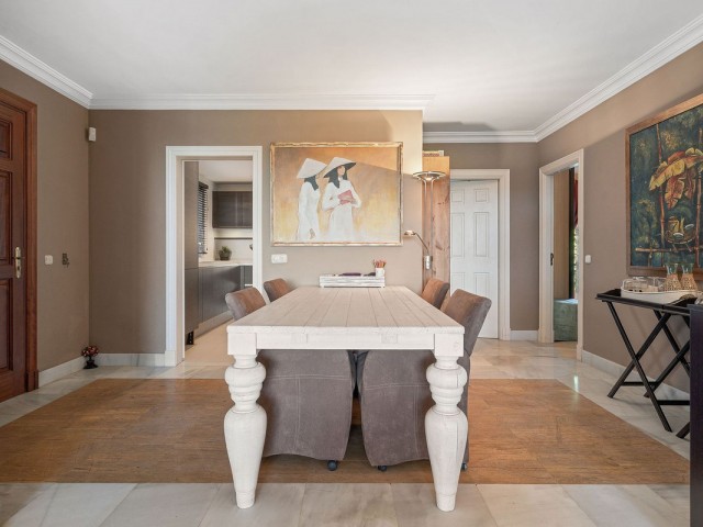 2 Soveroms Leilighet i Benahavís