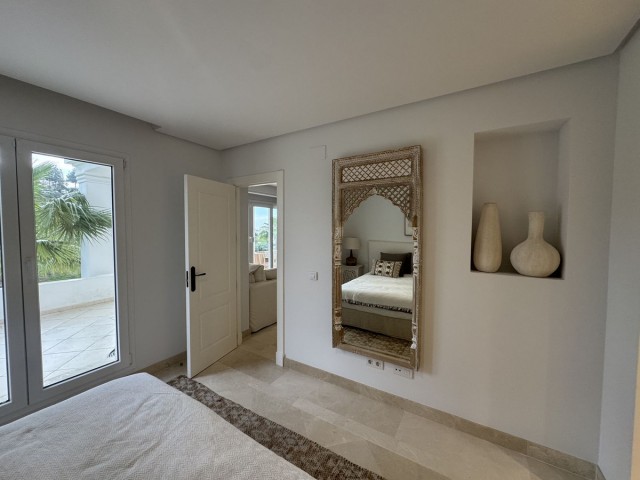 2 Bedrooms Apartment in Aloha