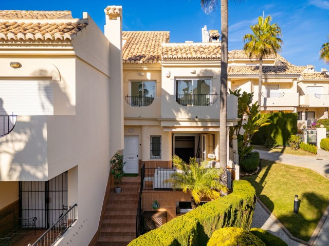 4 Schlafzimmer Villa in Costabella