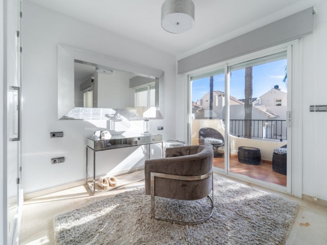 4 Schlafzimmer Villa in Costabella