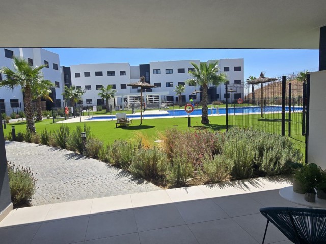2 Bedrooms Apartment in Estepona