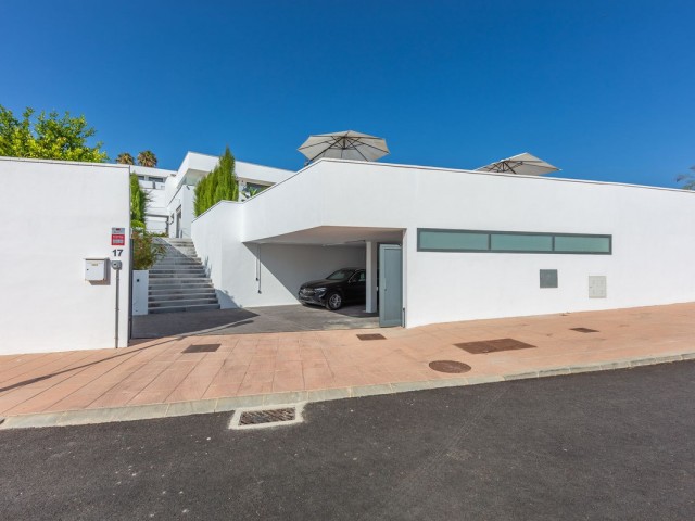 4 Sovrums Villa i La Duquesa