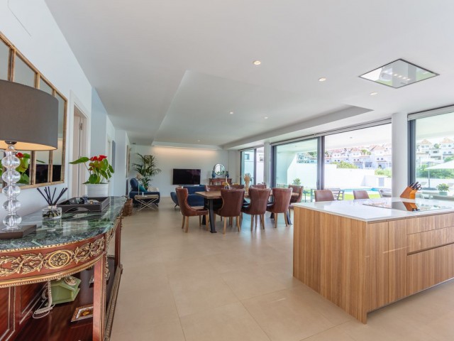 4 Schlafzimmer Villa in La Duquesa