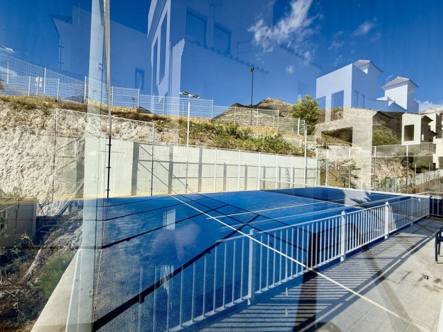 4 Bedrooms Apartment in Benalmadena