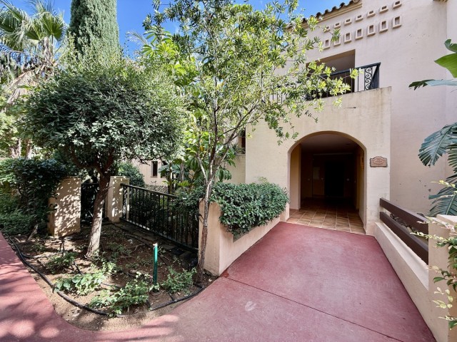 4 Bedrooms Apartment in Benalmadena