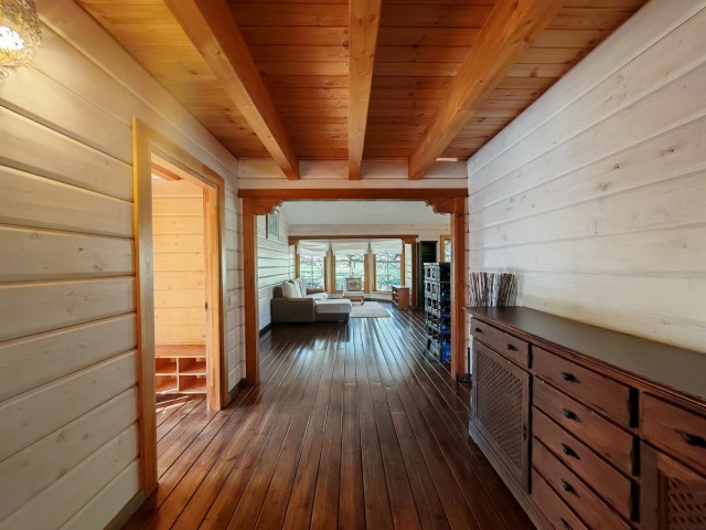 3 Makuuhuoneen Huvila Ojén