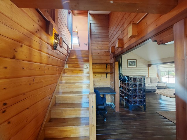 3 Makuuhuoneen Huvila Ojén