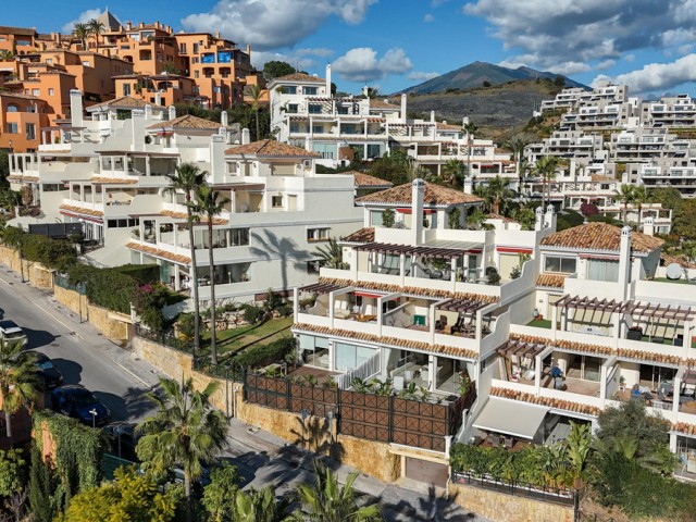 Appartement avec 3 Chambres  à Nueva Andalucía