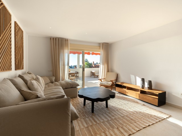 Appartement avec 3 Chambres  à Nueva Andalucía