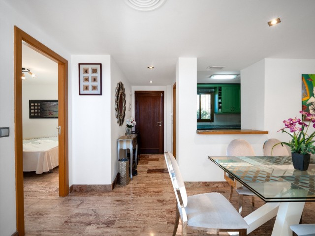 Villa con 4 Dormitorios  en Riviera del Sol