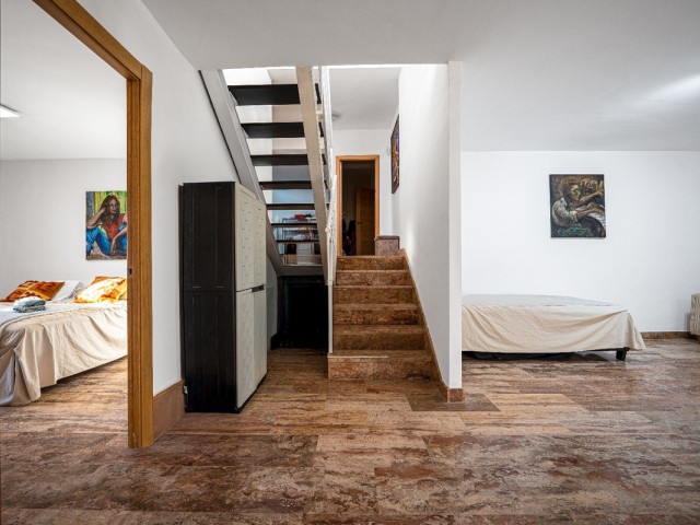 Villa con 4 Dormitorios  en Riviera del Sol