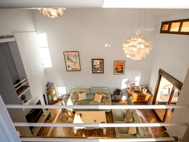 Villa con 4 Dormitorios  en Riviera del Sol