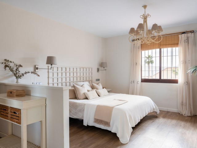 5 Bedrooms Villa in Sierrezuela