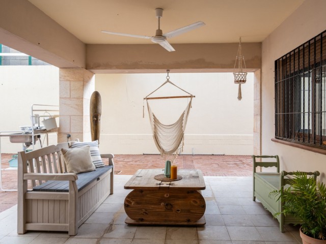 5 Bedrooms Villa in Sierrezuela