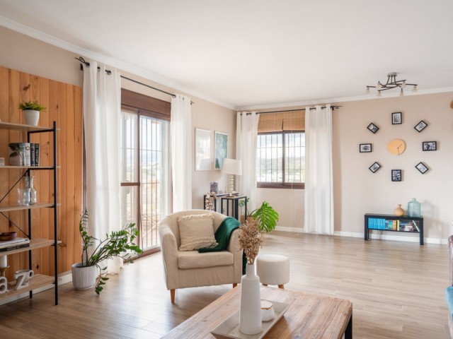 5 Slaapkamer Villa in Sierrezuela